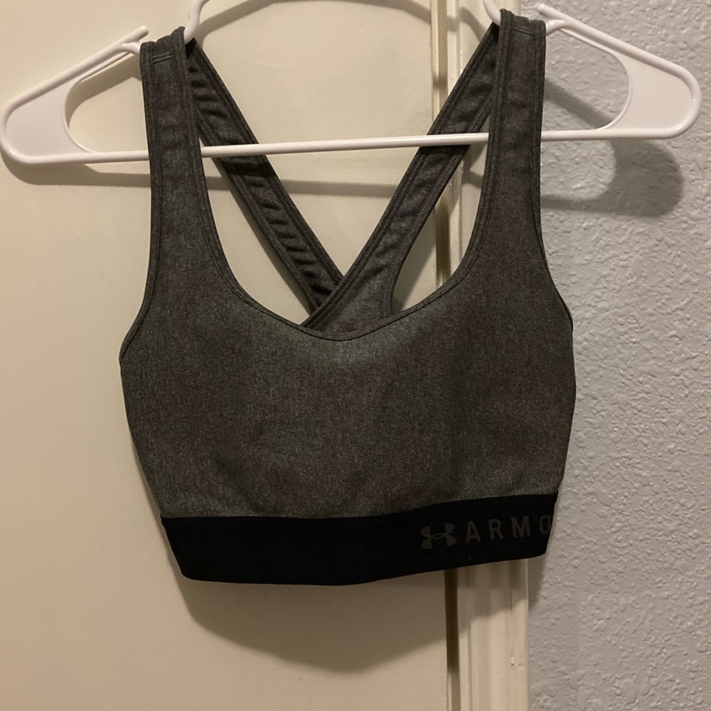 Under Armor compression sports bra, M